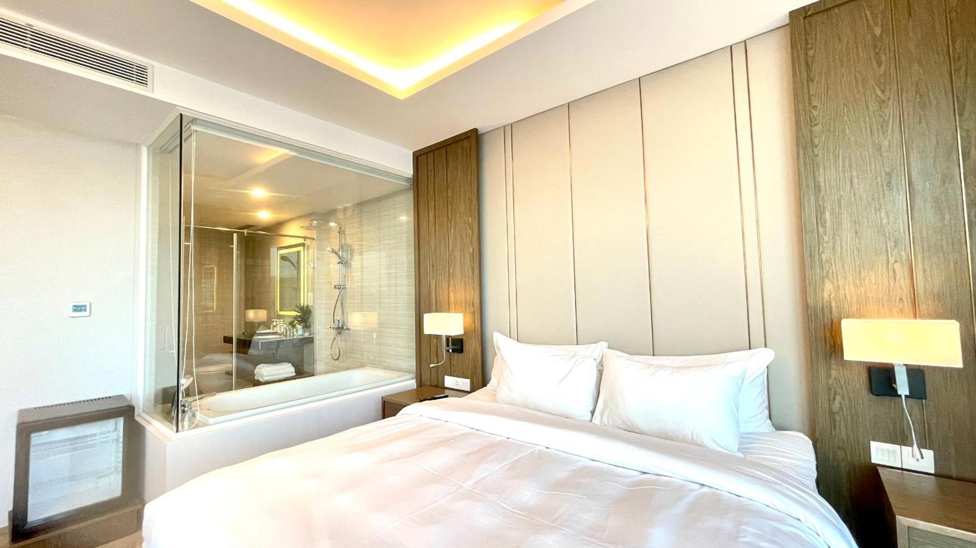 Panorama Ocean View Luxury Apartment Nha Trang Exterior photo